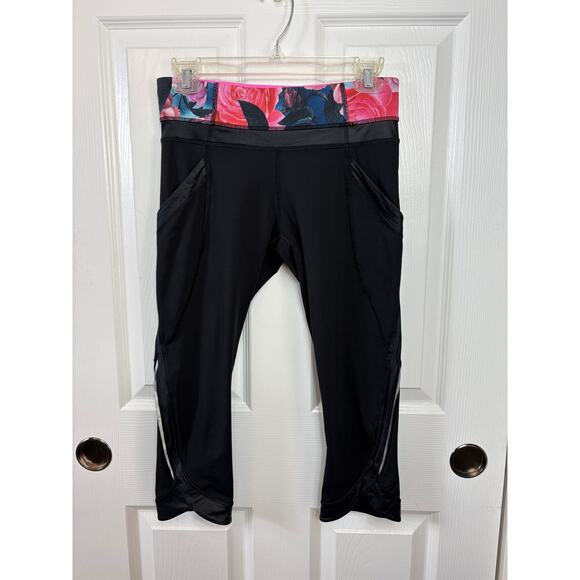 Lululemon Chase Me Crop II Secret Garden Black Leggings Size 6 - Picture 3 of 12